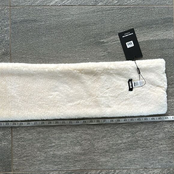 NWT Apparis Bambi Faux Fur Pull-through Scarf Stole Wrap Cream Ivory One Size - Picture 5 of 11